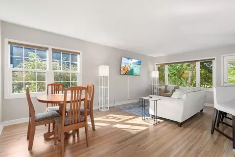 Dining - 332 Mill St, Excelsior, MN 55331 photo 1 of 1