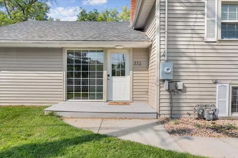 Exterior - 332 Mill St, Excelsior, MN 55331 photo 4 of 8