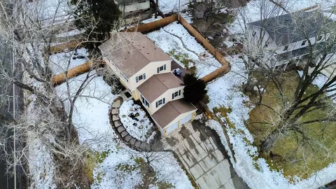 4072 Birch Knoll Dr, White Bear Township, MN 55110
