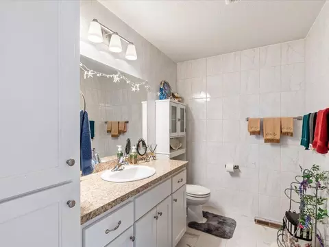 Bath - 15125 Warrior Ave, Brainerd, MN 56401 photo 1 of 3