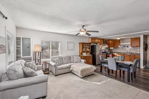 9508 N Shore Trl, Forest Lake, MN 55025