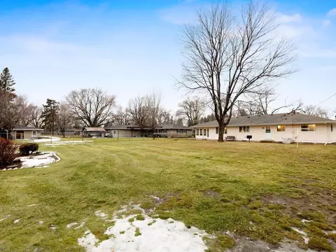 2009 E 86 12 St, Bloomington, MN 55425 photo 8