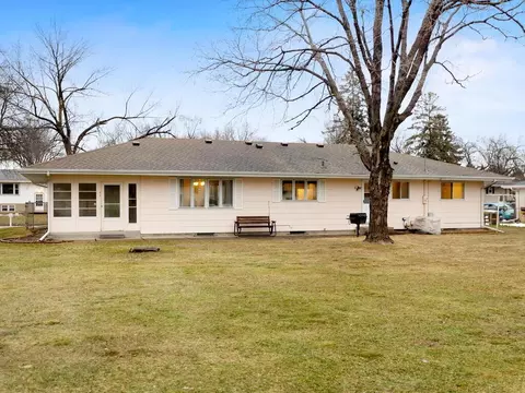 2009 E 86 12 St, Bloomington, MN 55425 photo 5