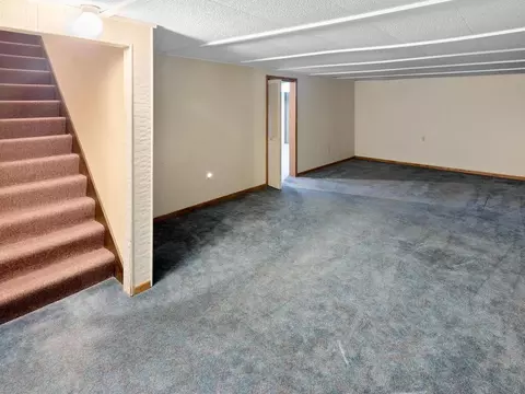 2009 E 86 12 St, Bloomington, MN 55425 photo 33