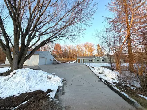 9950 Credit River Blvd, Prior Lake, MN 55372