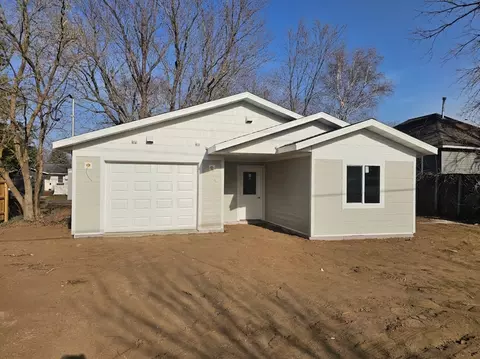 424 Erie Ave, Crosby, MN 56441