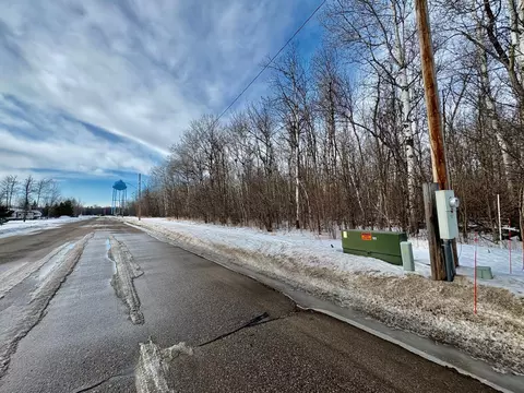 1 Tbd Minnesota Ave NE, Warroad, MN 56763