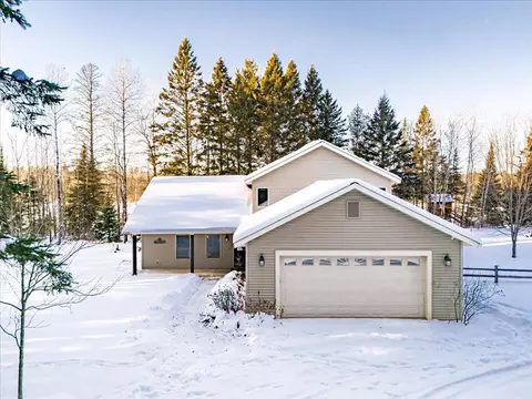 1187 W Lawrence Rd, Cloquet, MN 55720