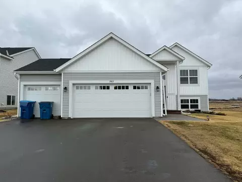 19813 English Ave N, Forest Lake, MN 55025