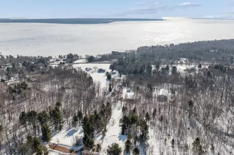 35365 Old Orchard Ln, Bayfield, WI 54814