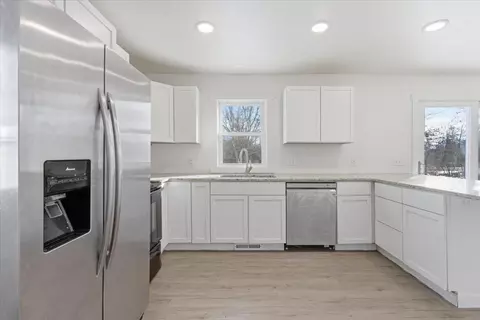 Kitchen - 17113 Johnson Rd, Brainerd, MN 56401 photo 1 of 1