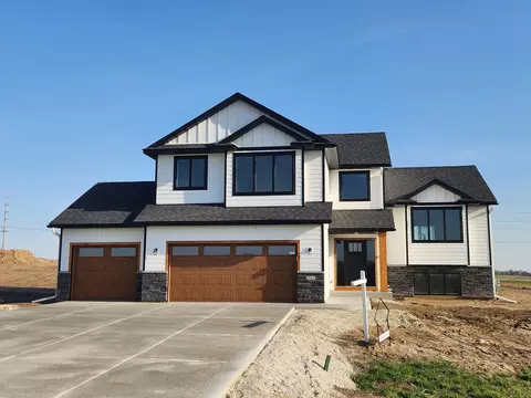 1602 21st Ave NE, Kasson, MN 55944