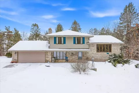 2111 55th Ave, Baldwin, WI 54002
