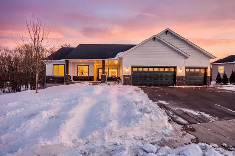 9758 Jordan Ct NE, Hanover, MN 55341