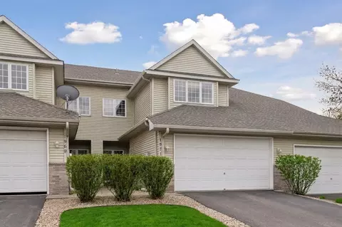 1971 Andrew Ct, Chanhassen, MN 55317