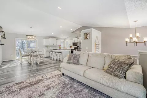 145 Terrace Rd NE, Saint Michael, MN 55376