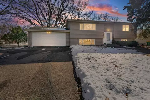8401 50th Ave N, New Hope, MN 55428
