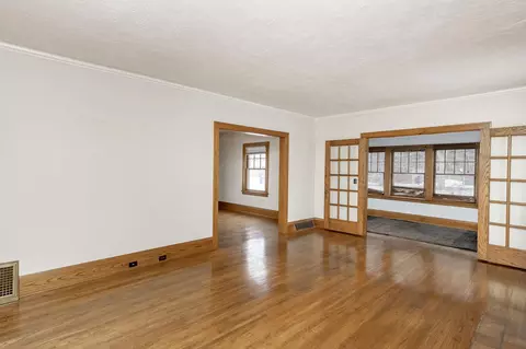 Living - 113 4th St SE, Barnesville, MN 56514 photo 7 of 7