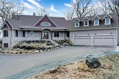 19155 263rd St, Shafer, MN 55074