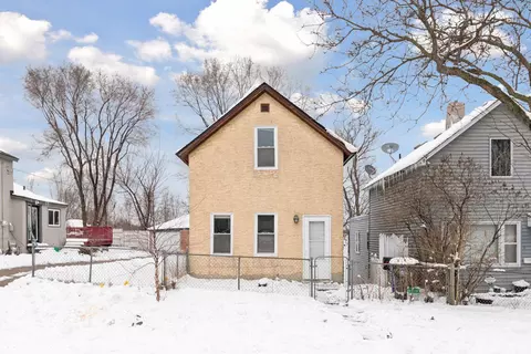 177 Granite St, Saint Paul, MN 55117