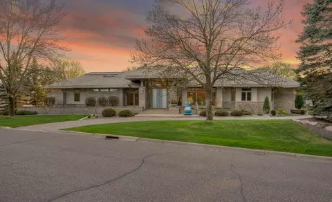 11465 Keystone Ct, Minnetonka, MN 55305