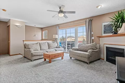 2209 E 117th St E #109, Burnsville, MN 55337