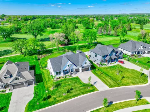 1461 Palmer Dr N, Lake Elmo, MN 55042