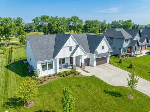 1461 Palmer Dr N, Lake Elmo, MN 55042