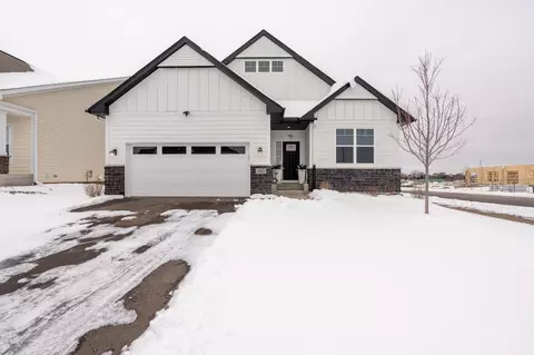 14962 Artaine Trl, Rosemount, MN 55068