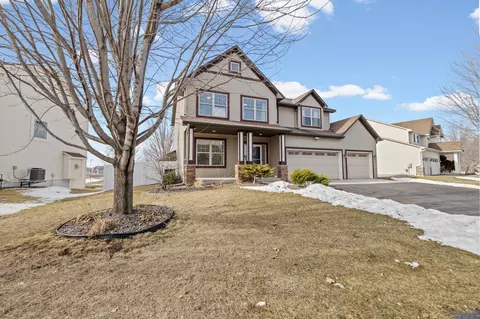1820 Foothill Trl, Shakopee, MN 55379