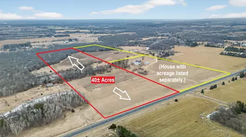 121 Nn St Croix Trl, North Branch, MN 55056