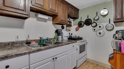 Kitchen - 629 5th Ave N, Saint Cloud, MN 56303 photo 4 of 9