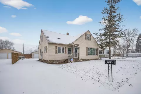 305 N Mantorville Ave, Kasson, MN 55944