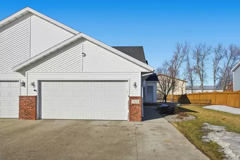 1022 4th Ave W, West Fargo, ND 58078