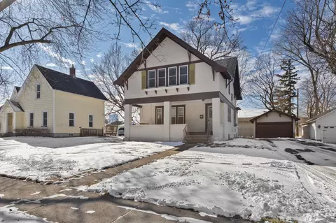 216 Lincoln Ave, Owatonna, MN 55060