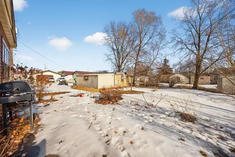Exterior - 315 E Austin Ave, Kellogg, MN 55945 photo 6 of 8