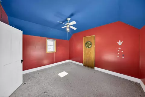 Bedroom - 315 E Austin Ave, Kellogg, MN 55945 photo 1 of 8