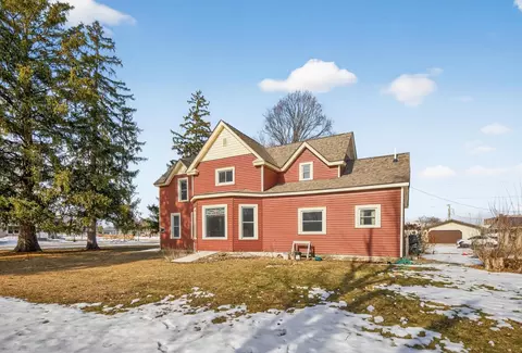 Exterior - 315 E Austin Ave, Kellogg, MN 55945 photo 4 of 8