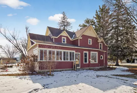 Exterior - 315 E Austin Ave, Kellogg, MN 55945 photo 1 of 8