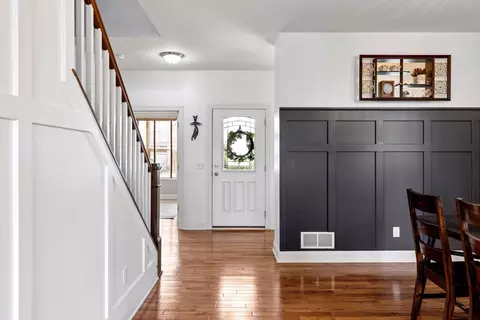 Entry Way - 1289 Eagle Point Dr, Eagan, MN 55123 photo 1 of 7