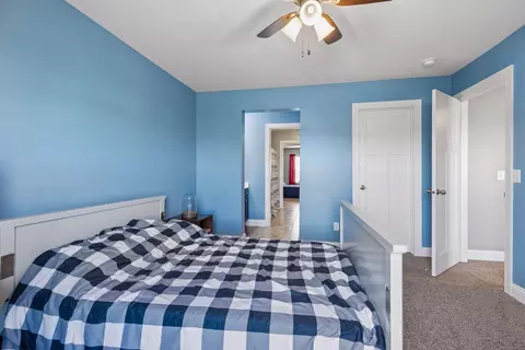 Bedroom - 1289 Eagle Point Dr, Eagan, MN 55123 photo 8 of 8