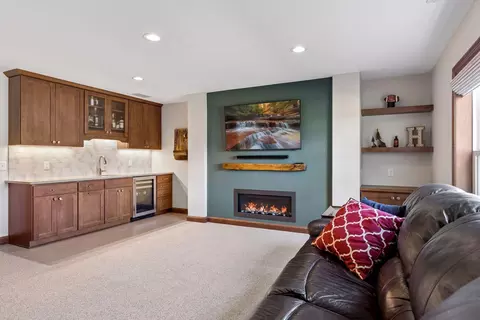 Living - 1289 Eagle Point Dr, Eagan, MN 55123 photo 6 of 6