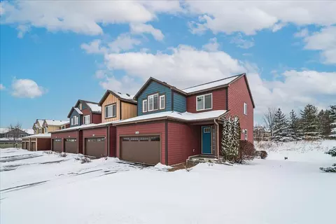 3237 Countryside Ct #D, Woodbury, MN 55129