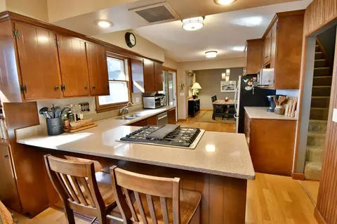 1715 Hillcrest Rd, Saint Cloud, MN 56303 photo 3