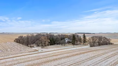 1700 210th Ave, Currie, MN 56123