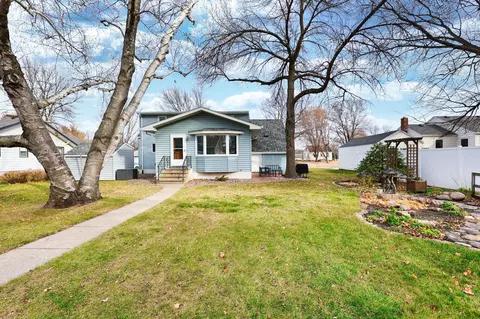 606 S 10th St, Olivia, MN 56277 photo 40