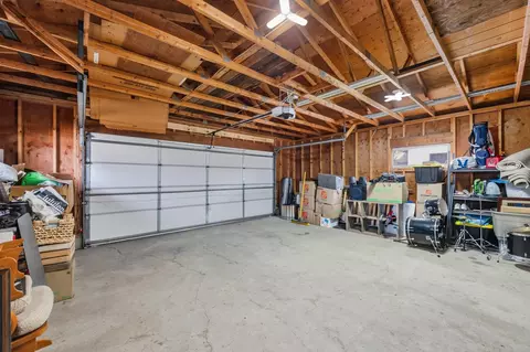 606 S 10th St, Olivia, MN 56277 photo 44