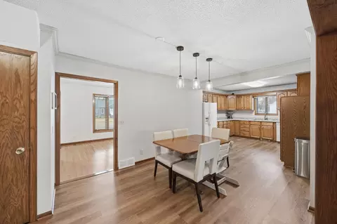 606 S 10th St, Olivia, MN 56277 photo 7