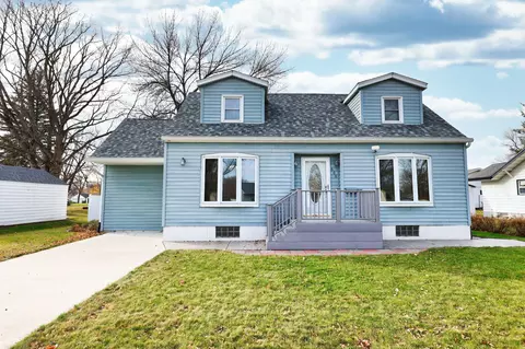 606 S 10th St, Olivia, MN 56277 photo 37