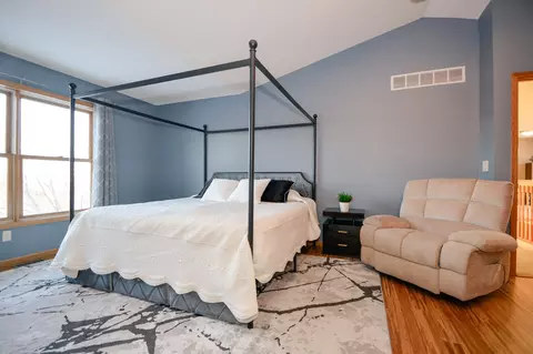 Bedroom - 1406 Landsdown Rd, Buffalo, MN 55313 photo 5 of 10